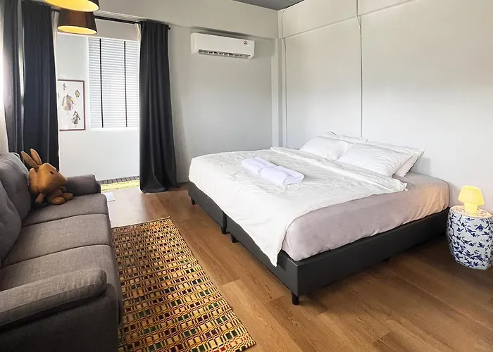 Bed & Breakfast Human Touch - Soulful Hideout Bangkok